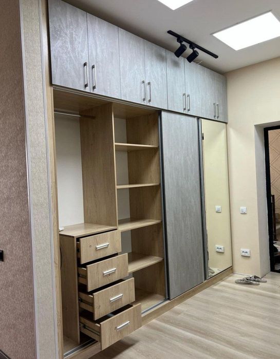 Мебель на заказ Прихожки //