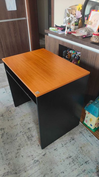 Бюро за работа или училище 78*55/ маса