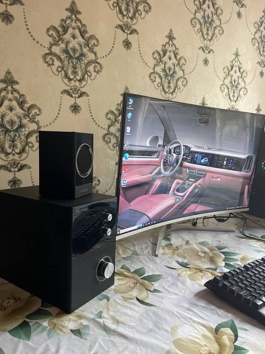 Продаётся  ПК комютор в полном комплекте .