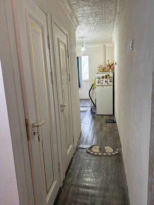 Срочно продаётся 3 комнатная квартира в городе Чирчике