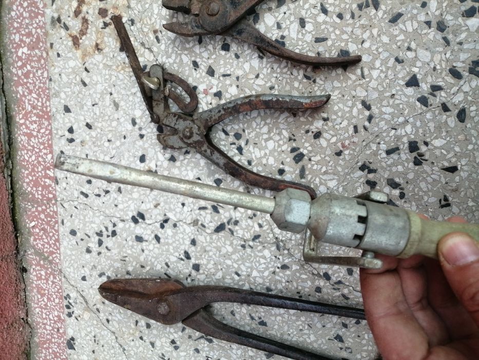 Стари инструмент