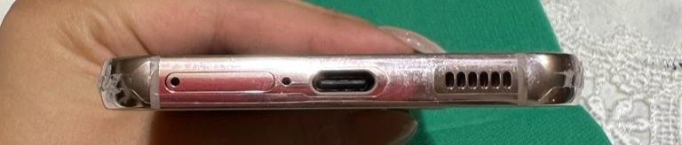 Продам телефон Samsung S22