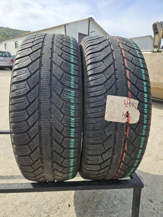 Vând anvelope iarna 215/60r16 SEMPERIT