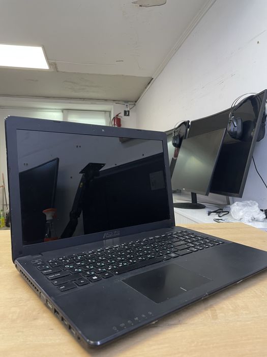 Мощный офиссный ноутбук