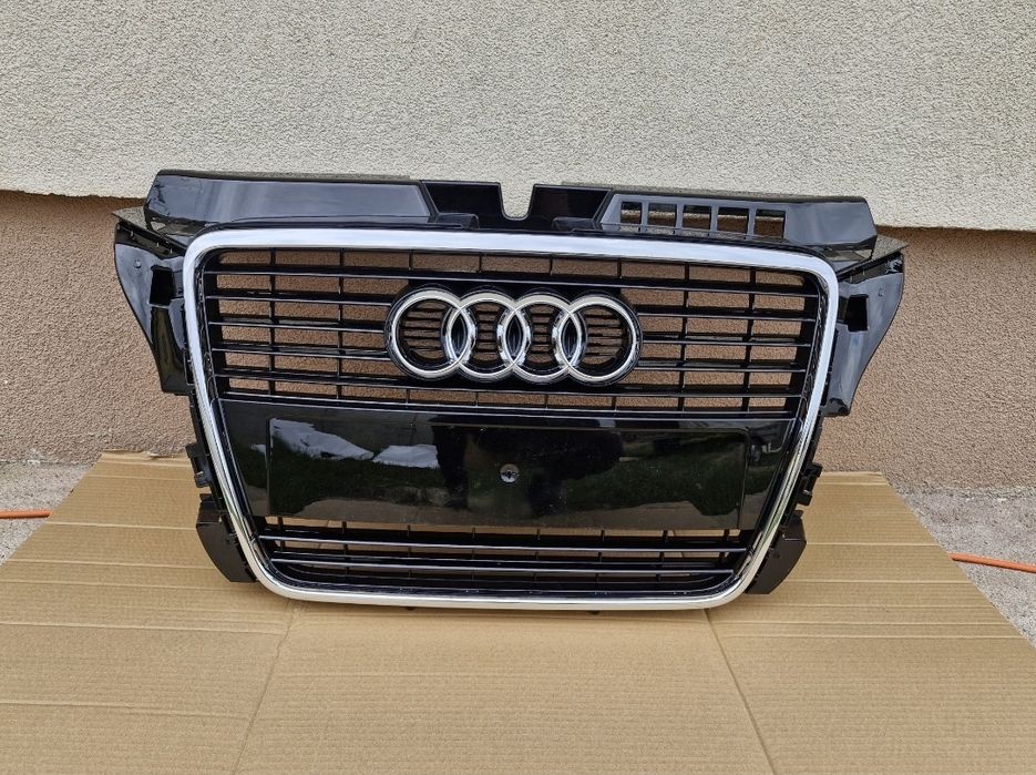 Grila Centrala Audi A3 8P facelift 2008-2012