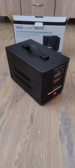Vând, Well Stabilizator automat de tensiune cu servomotor Constant 1000VA/600W!