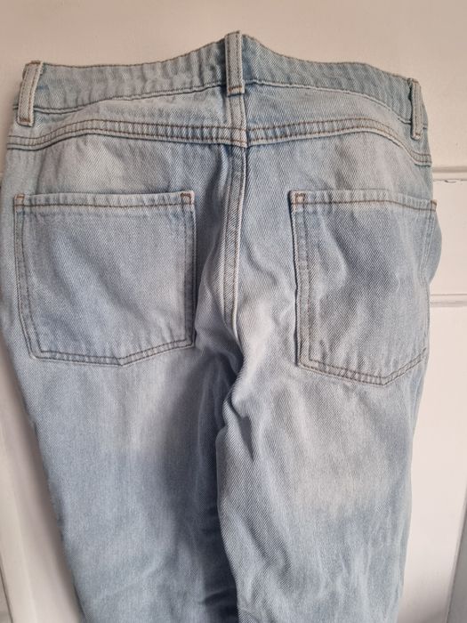 Ефектни дънки с камъни