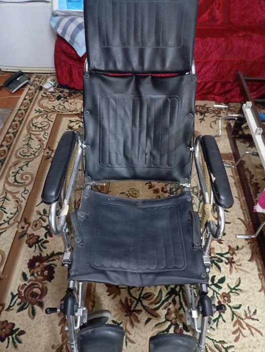 Коляска инвалидная
