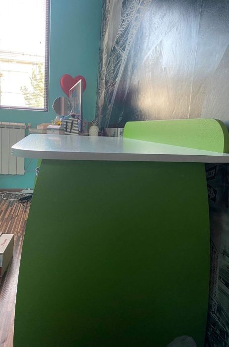 Бюро за децка стая