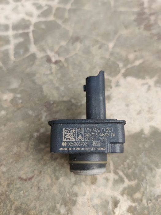Camera parcare spate Peugeot 3008 5008 Citroen C3 C5 9809301080