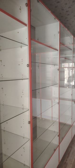 Аптечные стеллажи продам