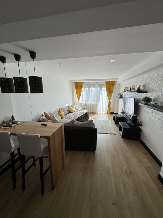 Inchiriez apartament ultralux centru!