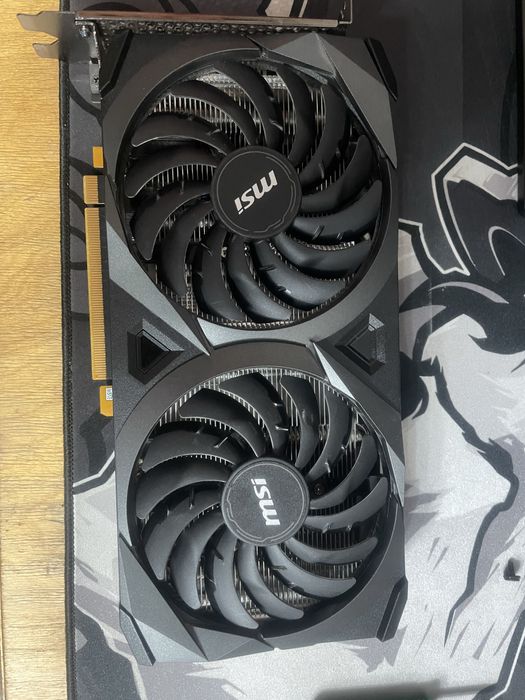 Продам видеокарту RTX GEFORCE 3050 8gb