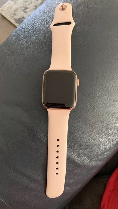 Apple watch 4 gold pink