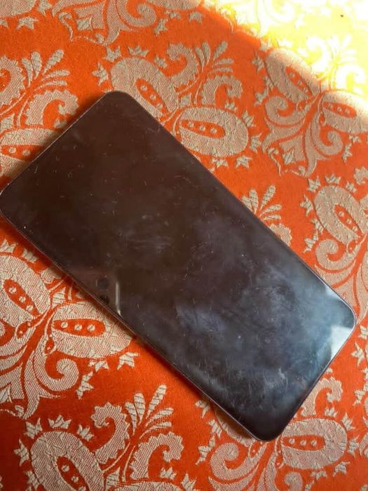 Vand sau schimb s22 plus in stare impecabila