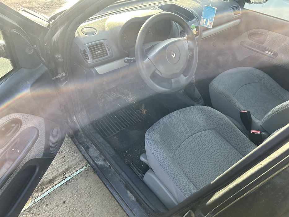 Renault Clio 1.5dci 68кс. 2006г. - НА ЧАСТИ