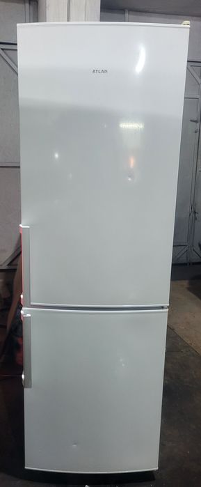Продам холодильник атлант