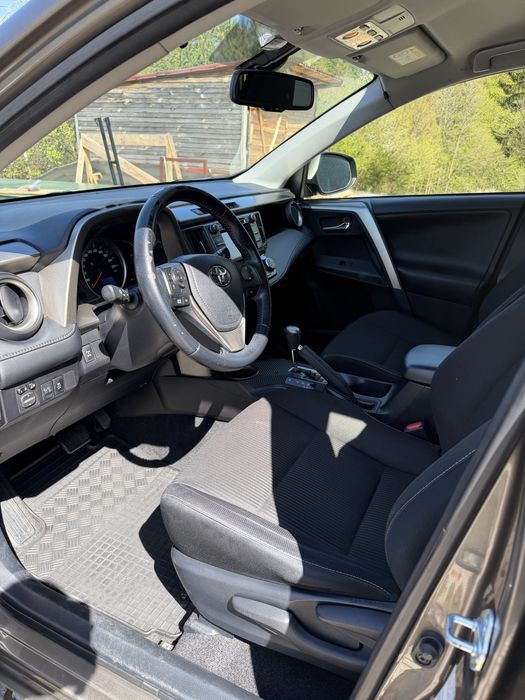 Toyota Rav4 Automatic 2014 Първи собственик | Реални км |