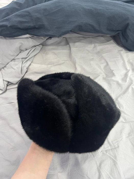 Продам норковую шапку.