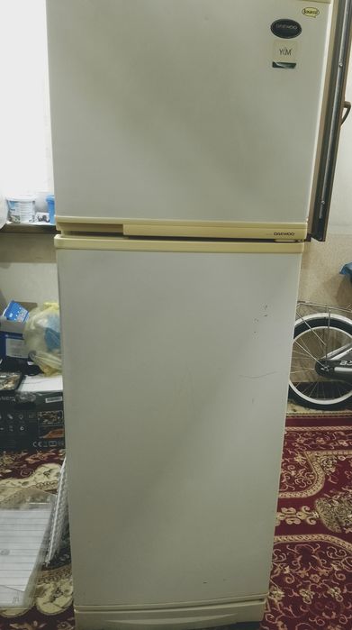 Продаю холодильник Daewoo