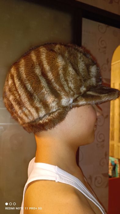 Шапка зимняя женская.