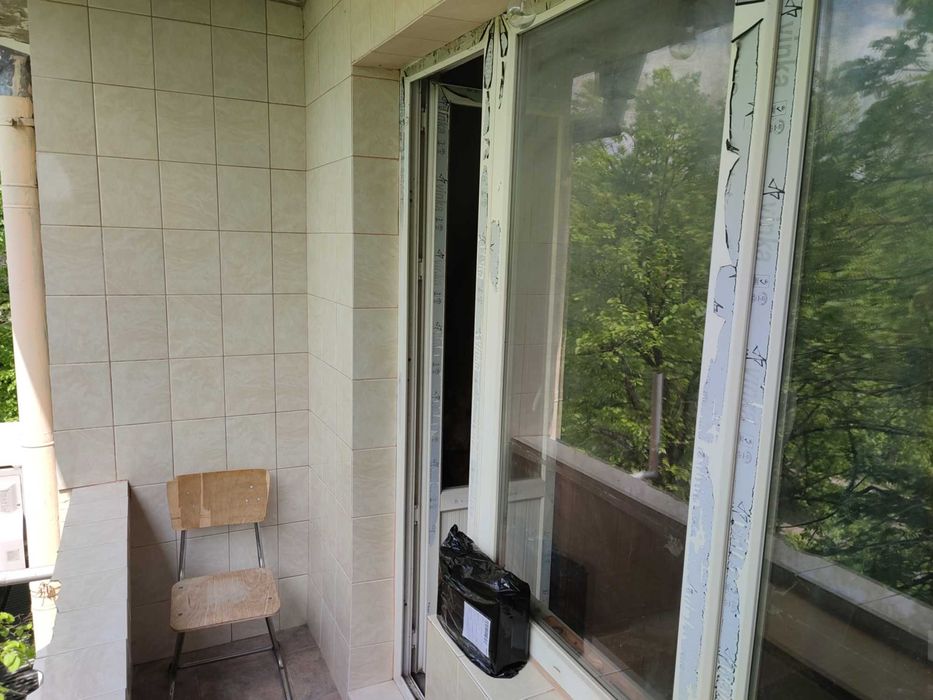 Двустаен тухлен апартамент - Идеален център