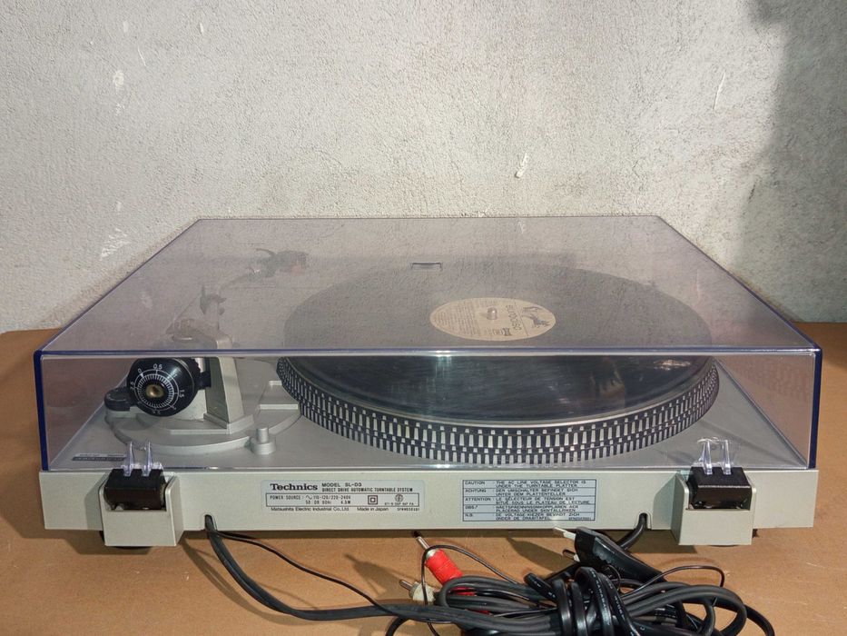 Колекционерски грамофон Technics SL-D3
