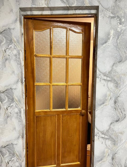 Продам двери межкомнатные 6 шт