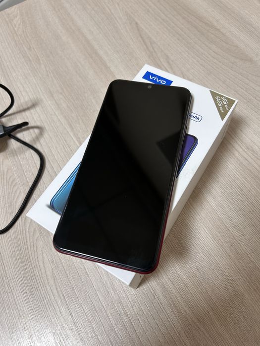 Продам Vivo Y12.