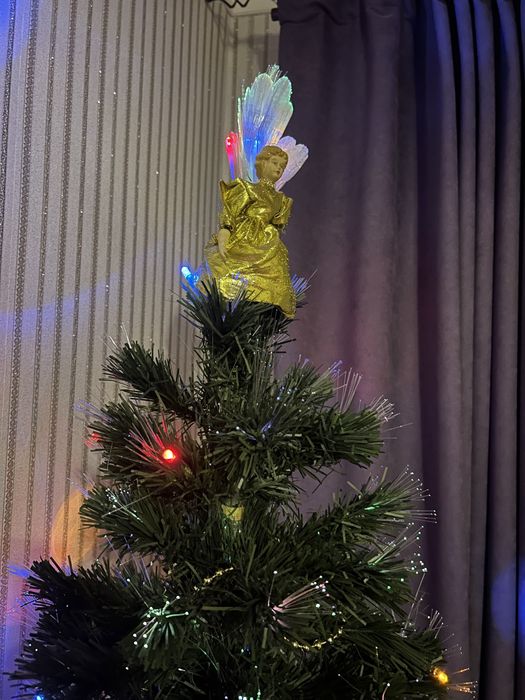 Елка с гирляндой