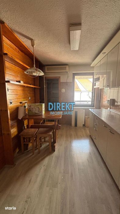 Apartament 3 camere Piața Petru Rareș