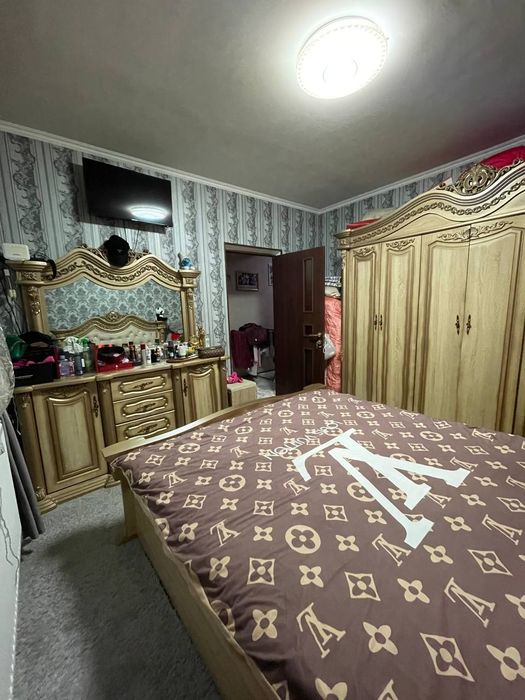 Спалний гарнитур завод