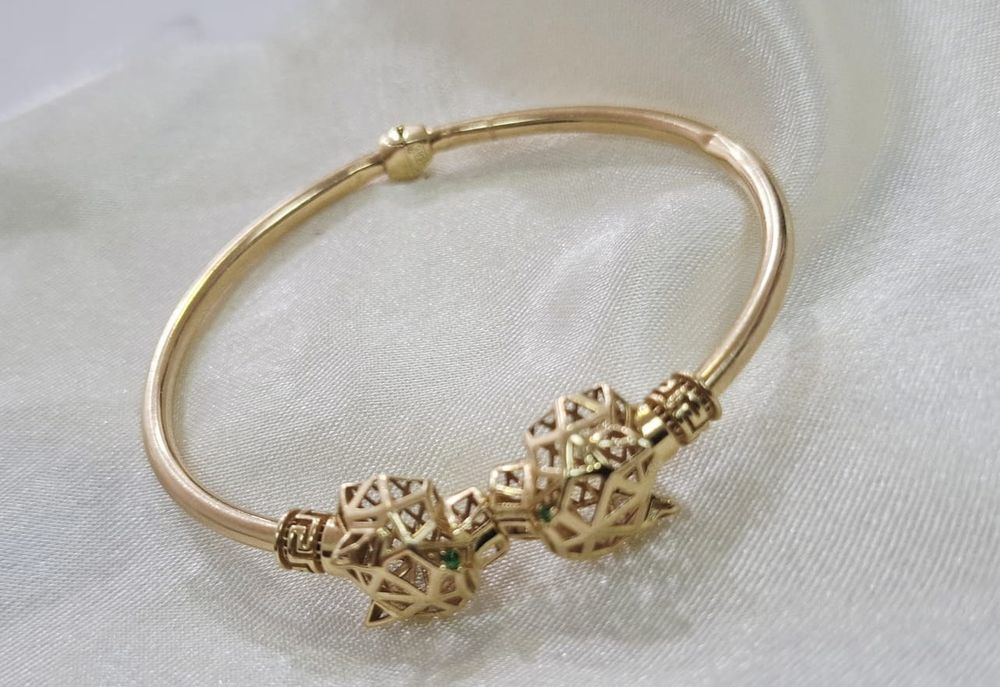 Brățară fixă din aur de 14K tip panteră – 8,13 g