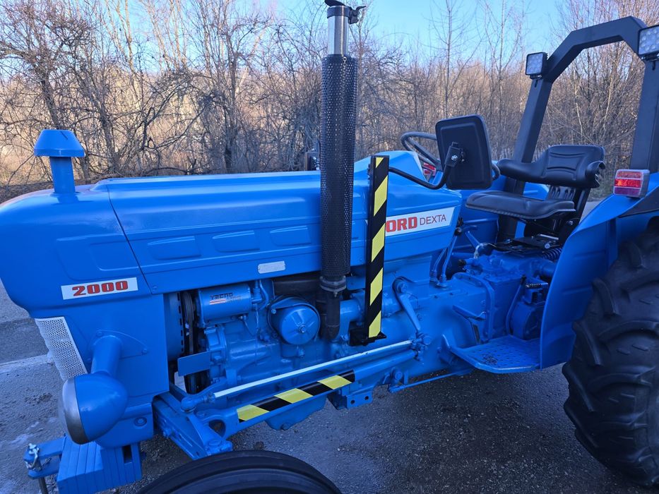Tractor Ford Dexta 2000