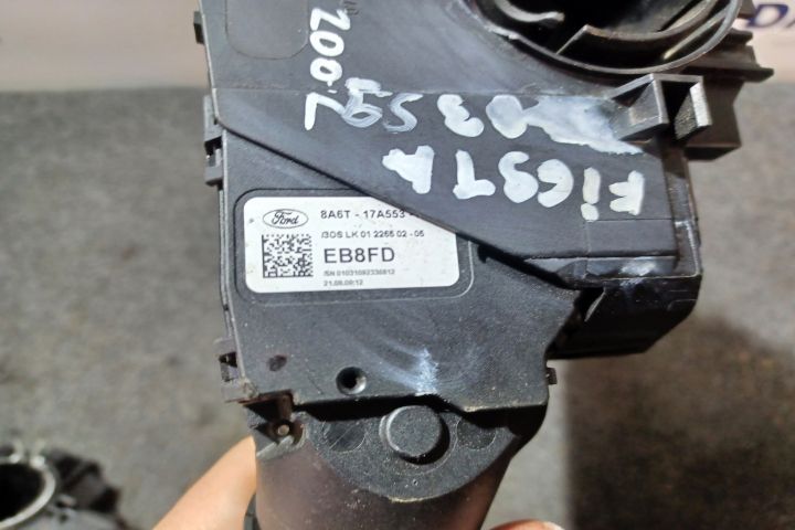 ANSAMBLU MANETE SEMNALIZARE + STERGATOARE 8A6T-13335-AC 8A6T13335AC 8