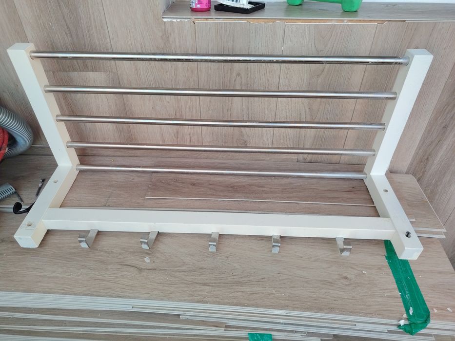 Продам вешалку IKEA