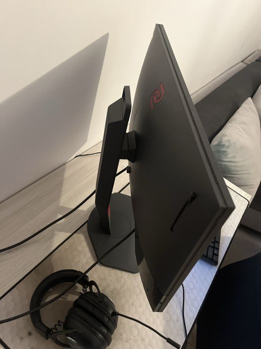 Vand DESKTOP PC cu periferice+scaun