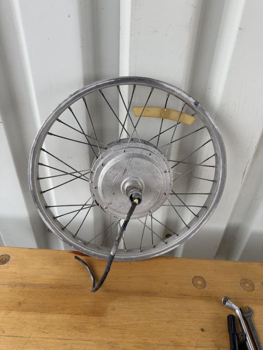 Roata tricicleta motor electric 20  Inch  36v