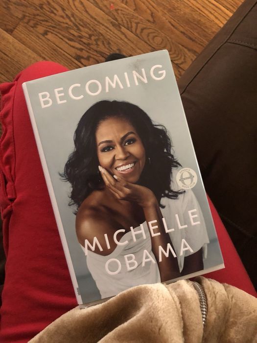 Книга на английском  becoming