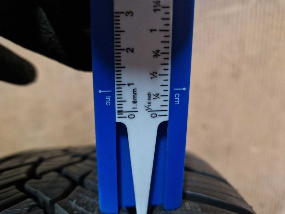 2 Fulda R17 215/55
зимни гуми
DOT4221