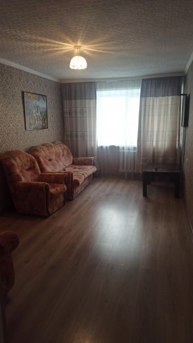 Сдаётся 2 комнатная квартира