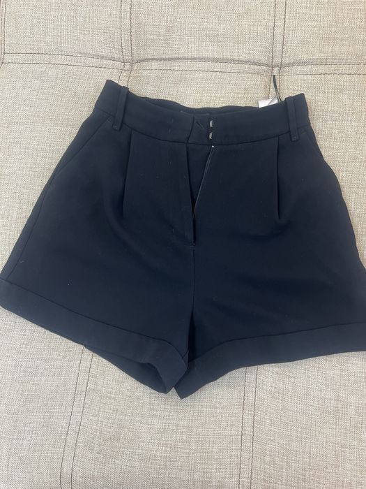 Продаются классические шорты «Lime»