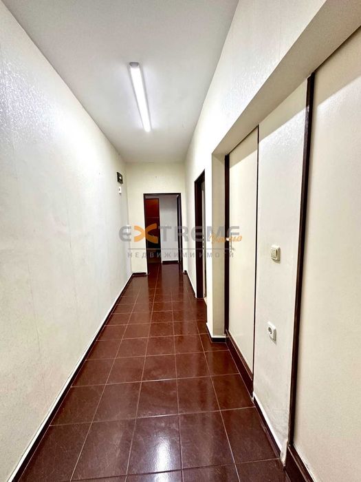 Продава се Тристаен апартамент в Варна, Кайсиева градина - 80 кв.м за 1500 €/кв.м - Снимка #1