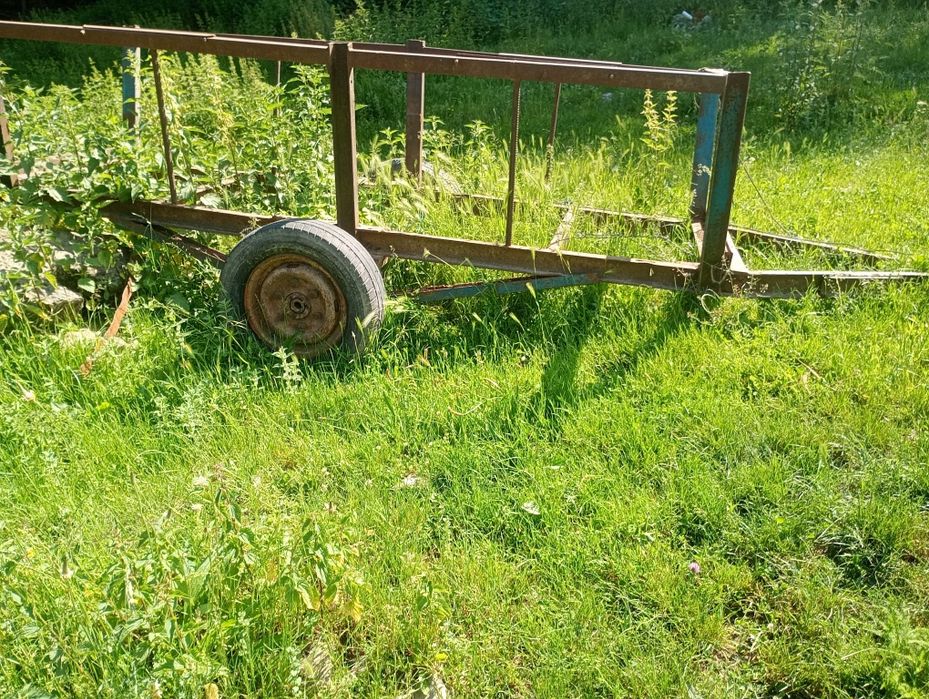 Vând tractor U650