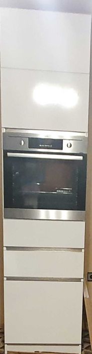 Кухненски шкаф-колона за вградена фурна