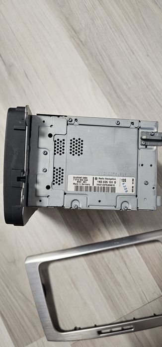 Vând radio cd cu navigație passat B6