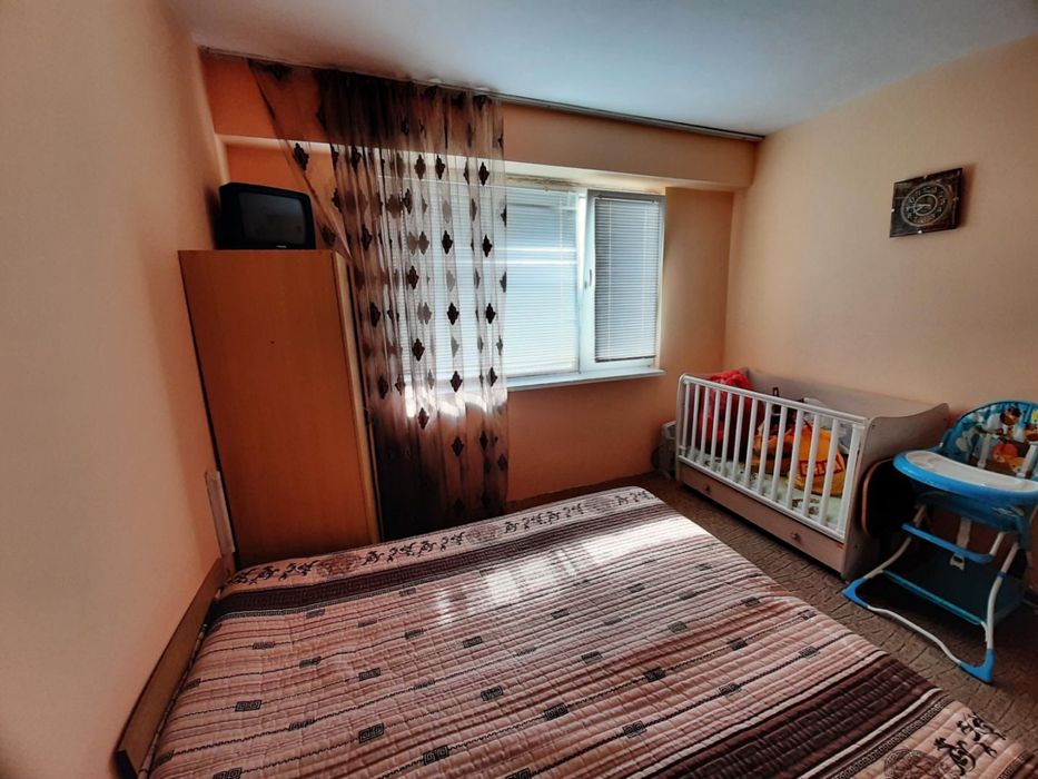 Тристаен апартамент с южно изложение и панорамна гледка – кв. Бузлуджа