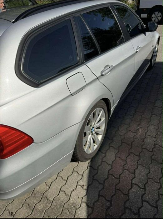 BMW 3 Series 2010 — imagine 4