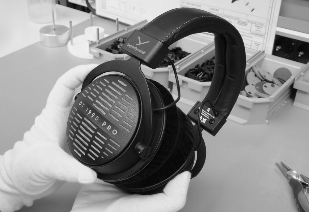 Casti Beyerdynamic DT 1990 PRO MKII