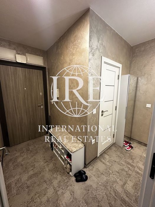 Продава се Тристаен апартамент в Варна, Младост 1 - 80 кв.м за 2938 €/кв.м - Снимка #4